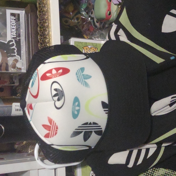 Addidas all over logo hoodie - Picture 7 of 10